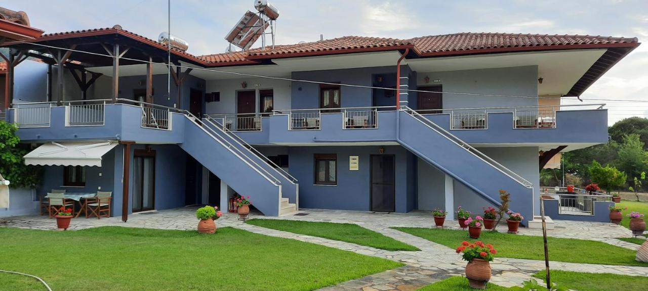 Maria - Pavlos Studios And Apartments Vourvourou Exteriör bild